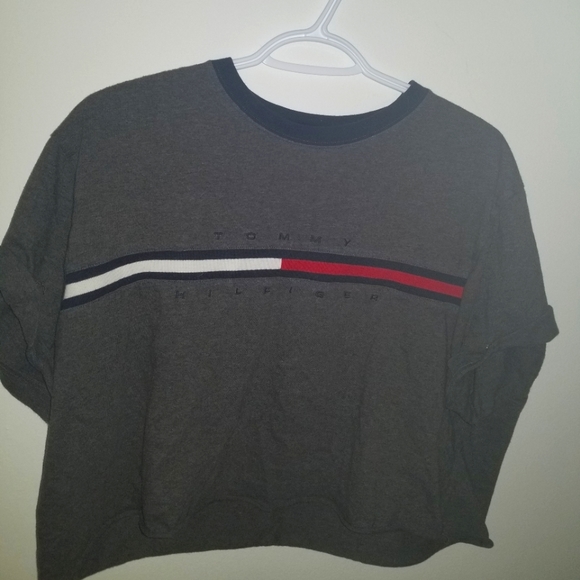 Tommy Hilfiger crop top - Picture 3 of 3